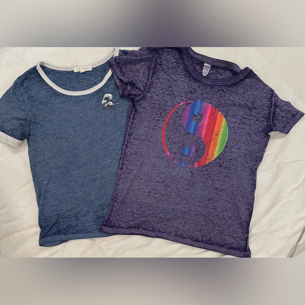 T Shirts Blue LA Hearts & Purple Ying Yang both size Medium